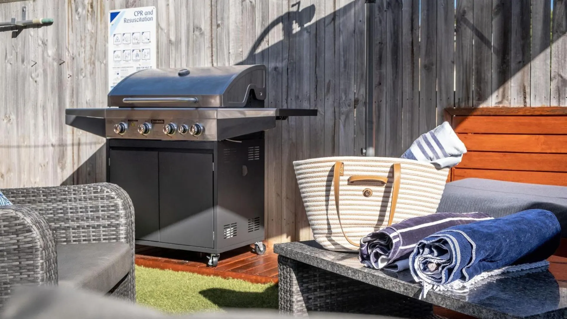 Holiday home Kings Beach Home With Pool And Putt Putt Caloundra